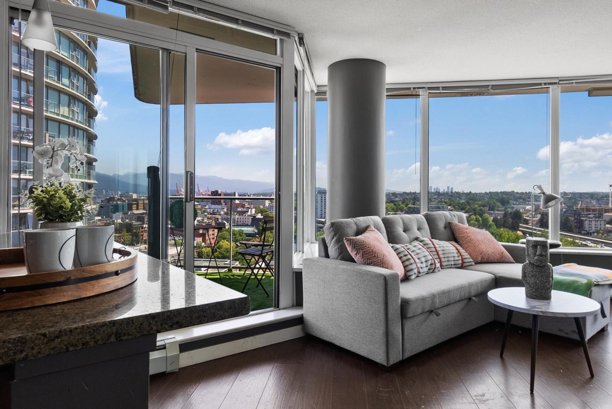 Apartment High Rise 2br Gem Floor-to-ceiling Views Of Nature And Skyline Vancouver